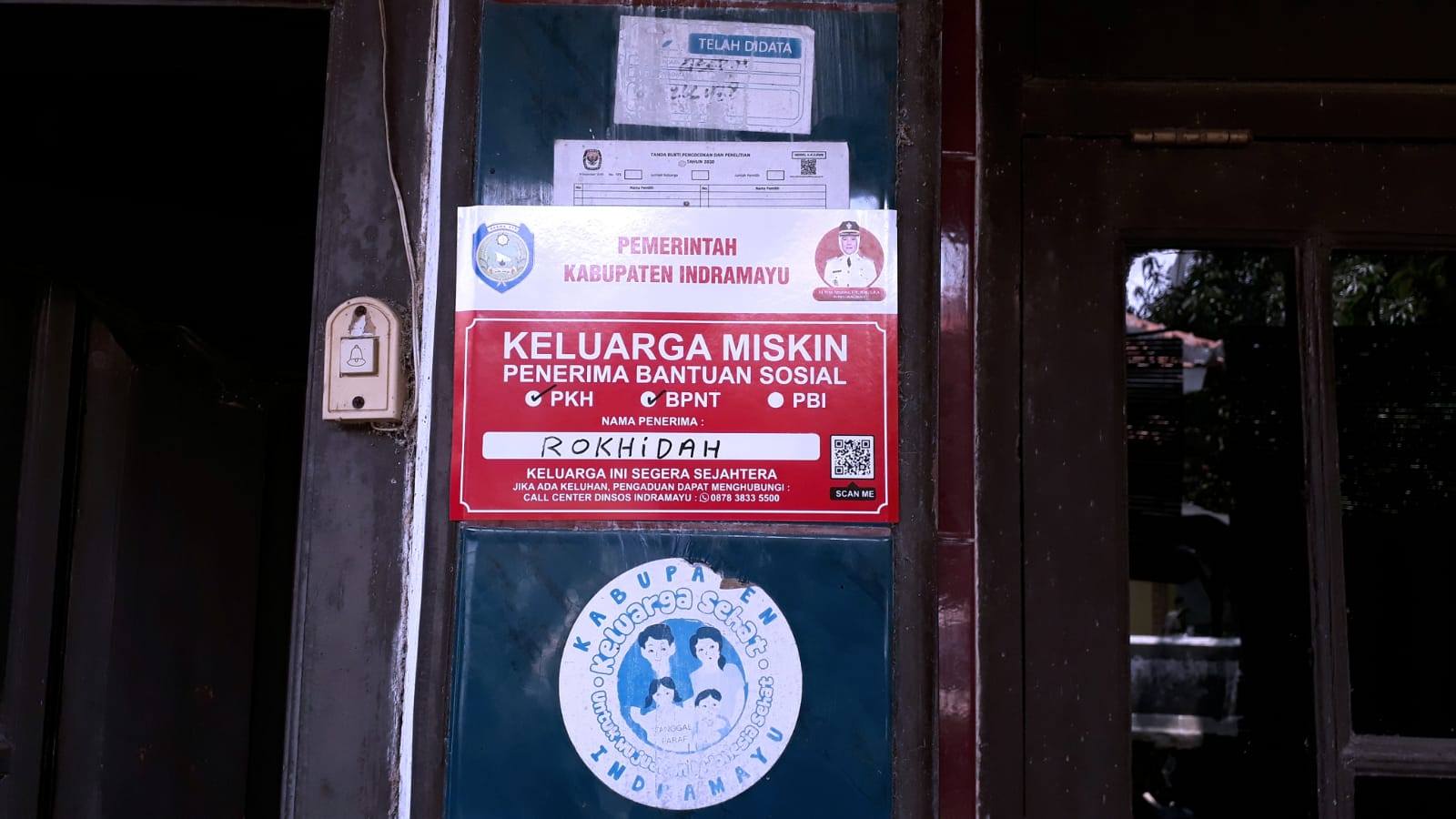 Tolak Rumahnya Ditempeli Stiker ‘Keluarga Miskin’, KPM Bansos Akan Dihapus dari Daftar Penerima
